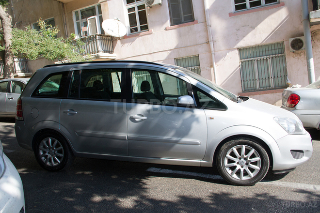 Opel Zafira 2007, 178,000 km - 1.9 l - Bakı
