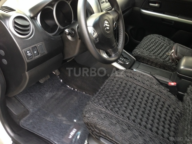 Suzuki Grand Vitara 2007, 180,000 km - 2.7 l - Bakı