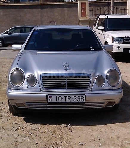 Mercedes E 240 1997, 268,030 km - 2.4 l - Bakı