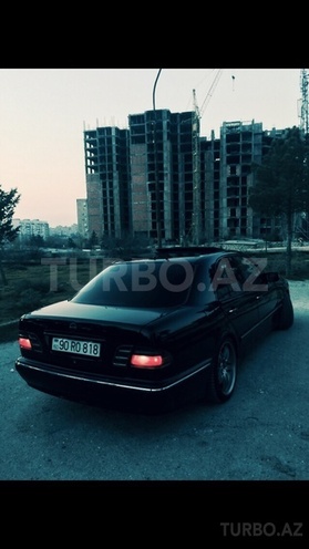 Mercedes E 240 2000, 210,000 km - 2.4 l - Bakı
