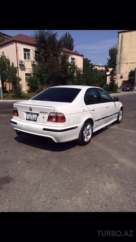 BMW 525 2001, 131,500 km - 2.5 l - Bakı