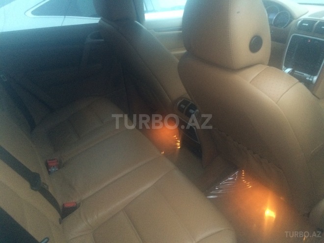 Porsche Cayenne 2006, 135,000 km - 4.5 l - Bakı