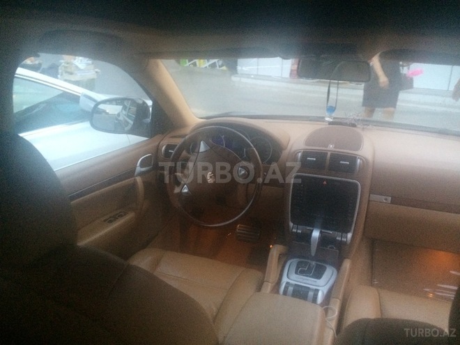 Porsche Cayenne 2006, 135,000 km - 4.5 l - Bakı