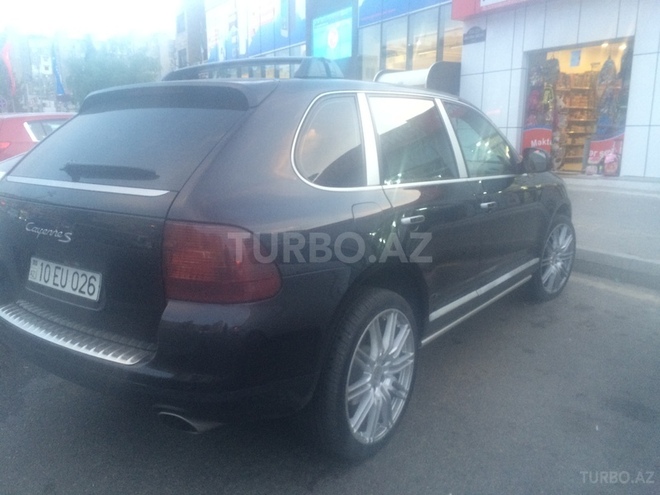 Porsche Cayenne 2006, 135,000 km - 4.5 l - Bakı