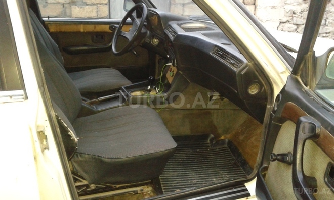 BMW 735 1978, 334,700 km - 3.5 l - Bakı