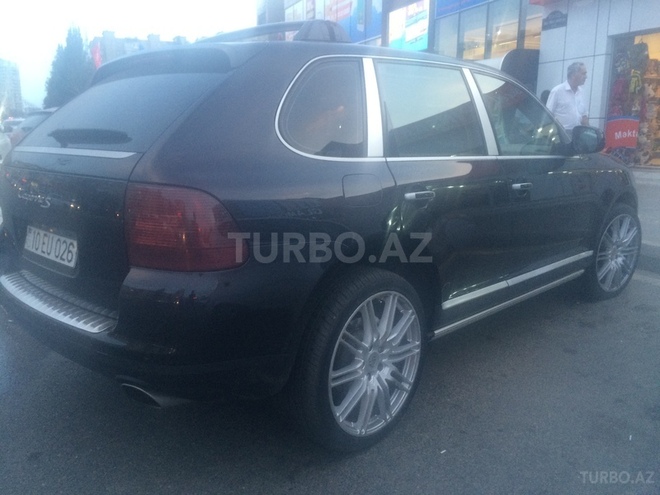 Porsche Cayenne 2006, 135,000 km - 4.5 l - Bakı