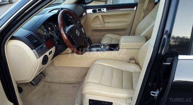 Volkswagen Touareg 2004, 185,000 km - 4.2 л - Bakı
