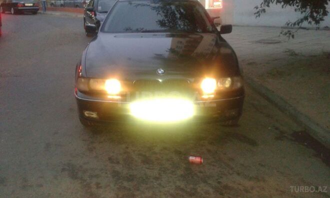 BMW 523 1997, 210,000 km - 2.5 l - Bakı