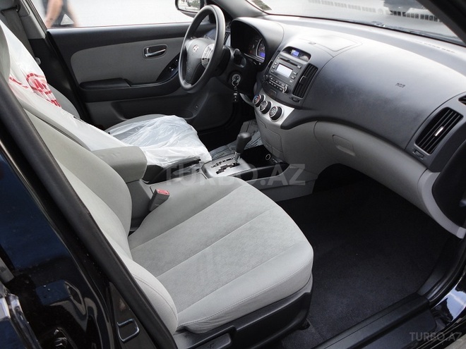 Hyundai Elantra 2009, 79,000 km - 2.0 l - Bakı