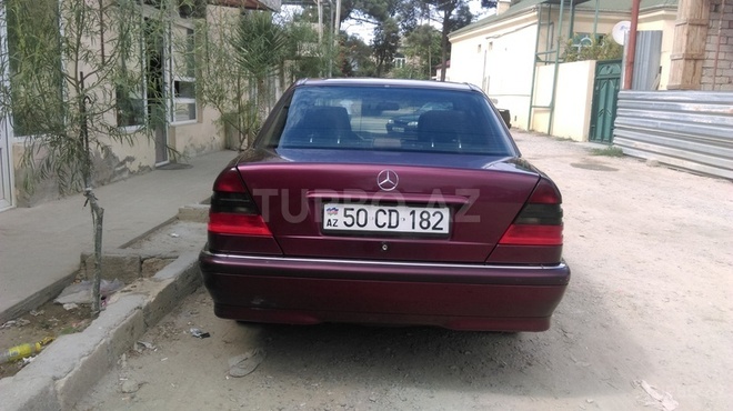 Mercedes C 180 1997, 210,000 km - 1.8 l - Bakı