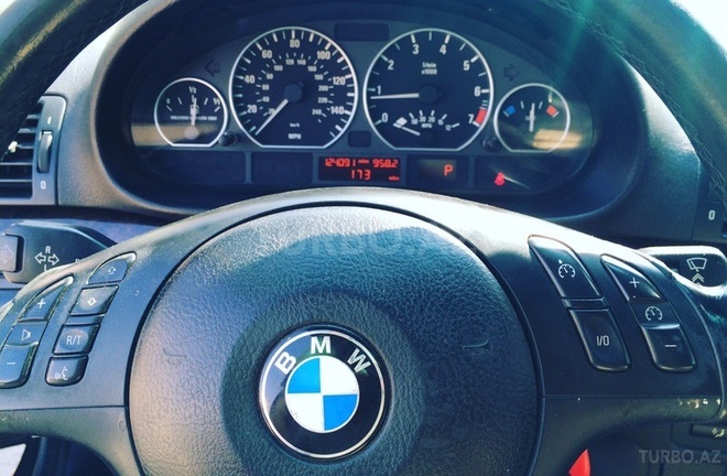 BMW 330 2000, 198,000 km - 3.0 л - Bakı