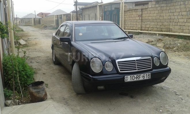 Mercedes E 220 1996, 333,333 km - 2.2 l - Bakı