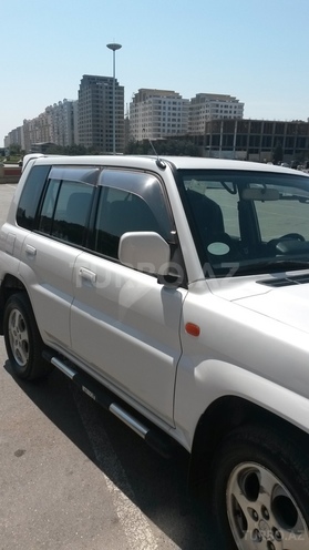 Mitsubishi Pajero io 1999, 243,000 km - 1.8 л - Bakı