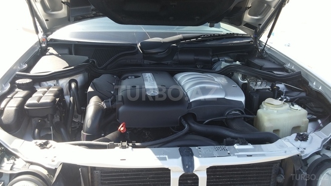 Mercedes E 220 1999, 187,000 km - 2.2 l - Bakı