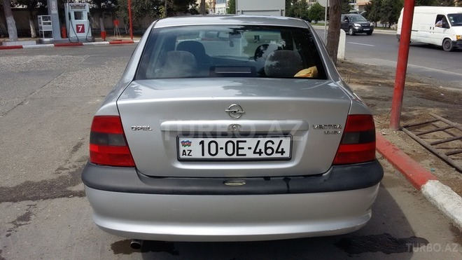 Opel Vectra 1997, 260,000 km - 1.8 l - Bakı
