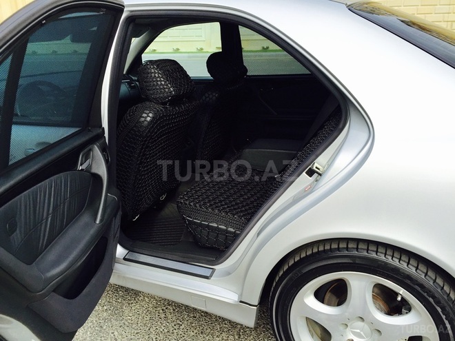 Mercedes E 240 2000, 91,000 km - 2.4 l - Bakı