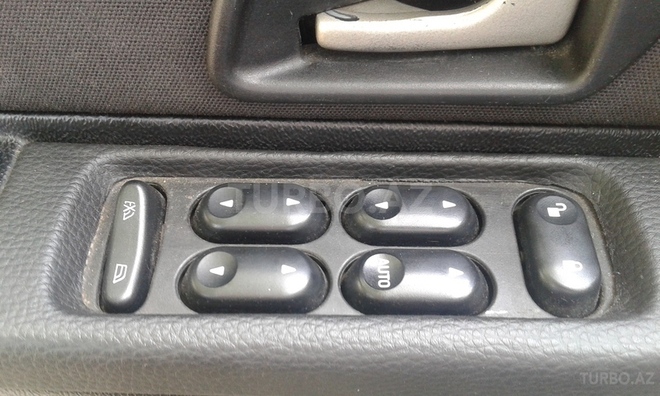 Land Rover Freelander 2004, 91,350 km - 2.5 л - Bakı