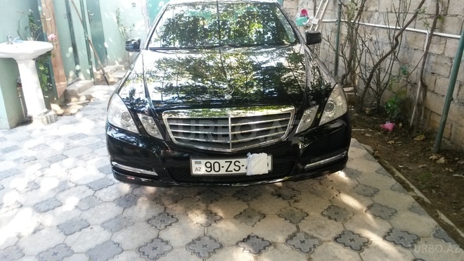 Mercedes E 200 2011, 95,200 km - 2.1 l - Bakı