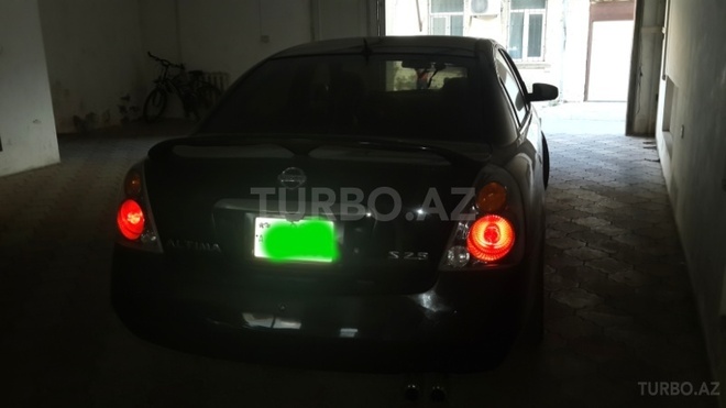 Nissan Altima 2005, 190,000 km - 2.5 л - Bakı