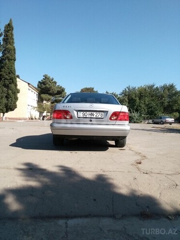 Mercedes E 240 1998, 123,450 km - 2.4 л - Bakı
