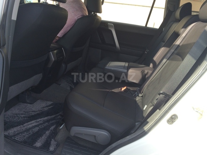 Toyota Prado 2011, 59,000 km - 2.7 l - Bakı