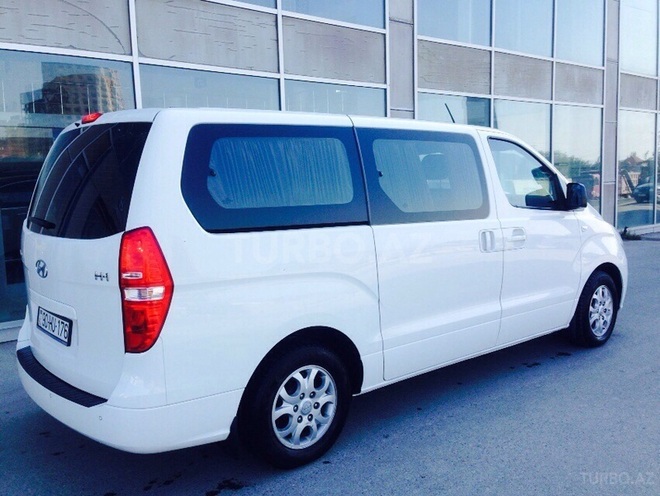 Hyundai H-1 2010, 98,000 km - 2.5 л - Bakı