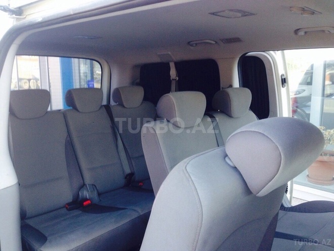Hyundai H-1 2010, 98,000 km - 2.5 л - Bakı