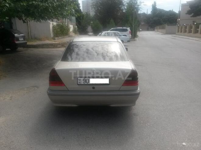 Mercedes C 200 1997, 260,000 km - 2.0 l - Bakı