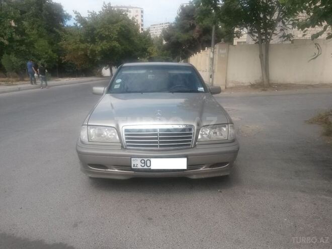 Mercedes C 200 1997, 260,000 km - 2.0 l - Bakı