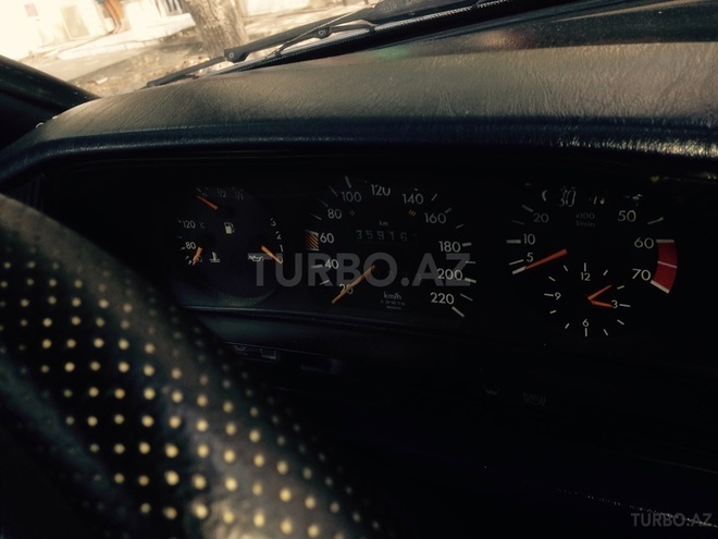 Mercedes 190 1992, 360,000 km - 2.0 л - Bakı