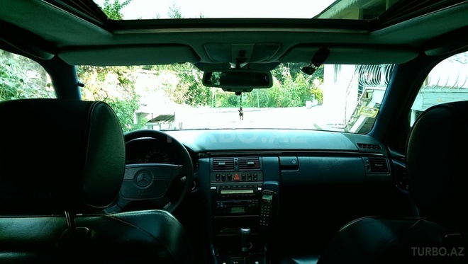 Mercedes E 290 1996, 560,000 km - 2.9 l - Bakı
