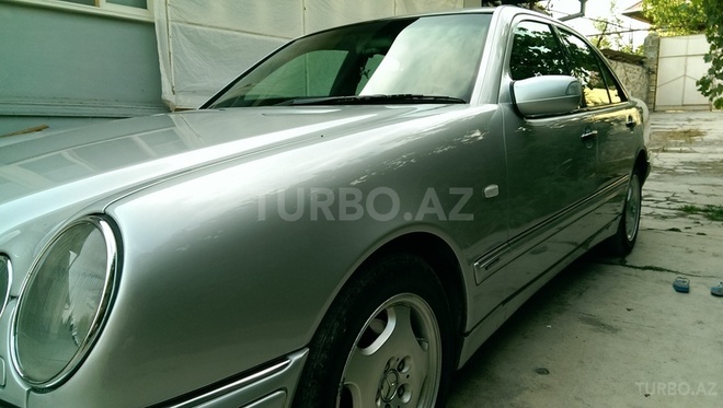 Mercedes E 290 1996, 560,000 km - 2.9 l - Bakı