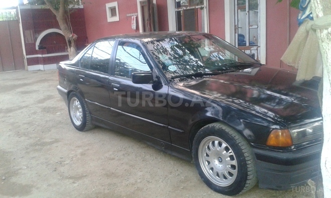 BMW 318 1995, 374,000 km - 1.8 l - Bakı