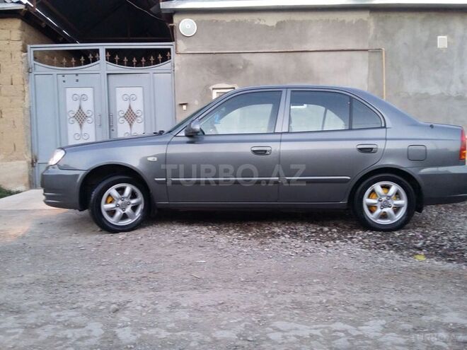 Hyundai Accent 2005, 110,000 km - 1.6 l - Bakı
