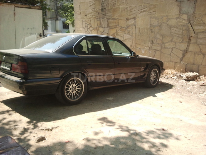 BMW 525 1992, 255,000 km - 2.5 l - Bakı