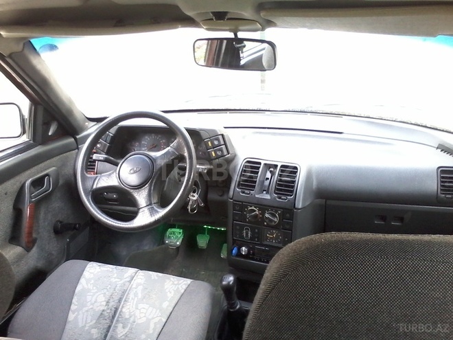 LADA (VAZ) 2111 1999, 306,000 km - 1.5 l - Bakı