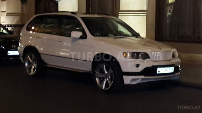 BMW X5 2002, 270,000 km - 4.4 l - Bakı