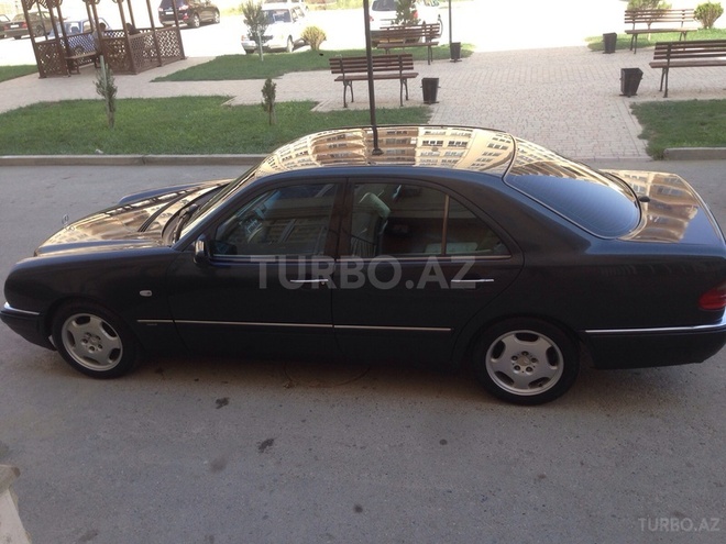 Mercedes E 280 1997, 260,000 km - 2.8 l - Bakı
