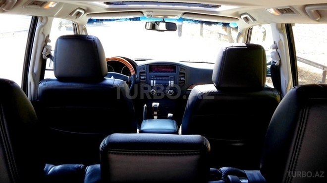 Mitsubishi Pajero 2007, 124,000 km - 3.0 l - Bakı
