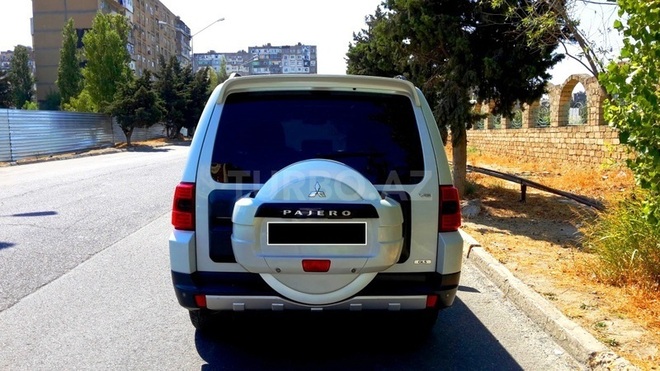 Mitsubishi Pajero 2007, 124,000 km - 3.0 l - Bakı