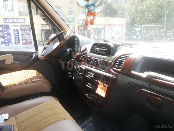 Mercedes Sprinter 313 2003, 230,000 km - 2.2 l - Bakı