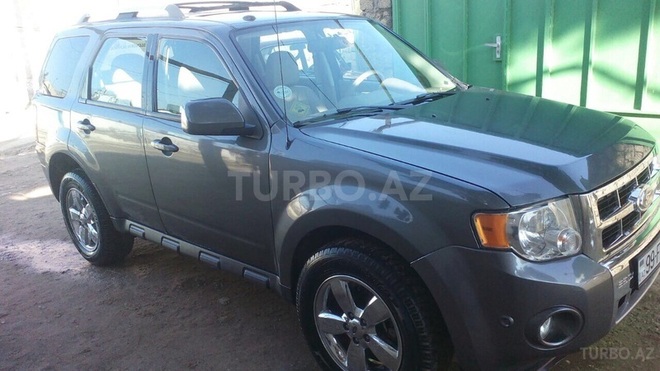 Ford Escape 2011, 127,600 km - 3.0 l - Bakı