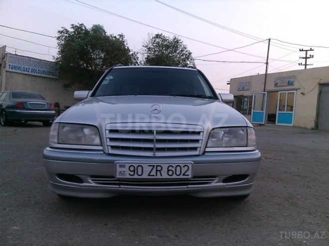 Mercedes C 240 1998, 332,000 km - 2.4 l - Bakı