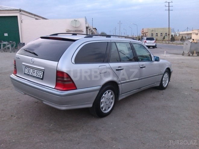 Mercedes C 240 1998, 332,000 km - 2.4 l - Bakı