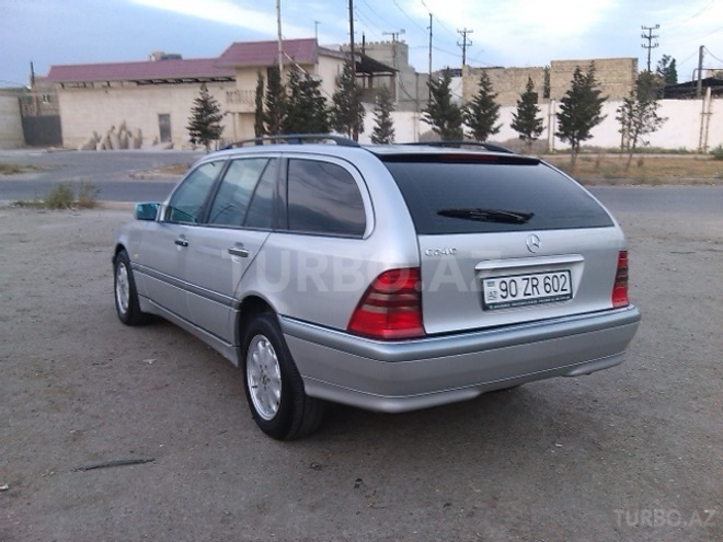 Mercedes C 240 1998, 332,000 km - 2.4 l - Bakı