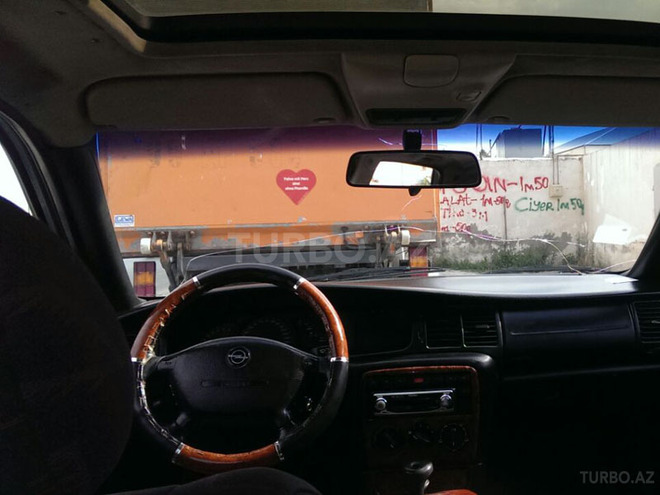 Opel Vectra 1996, 230,000 km - 2.5 l - Bakı