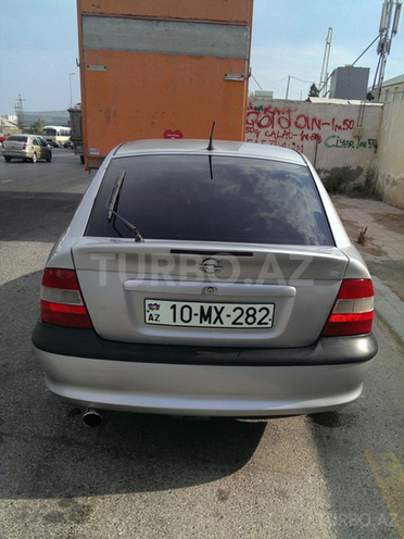 Opel Vectra 1996, 230,000 km - 2.5 l - Bakı