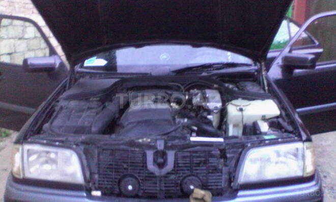 Mercedes C 220 1996, 253,575 km - 2.2 l - Bakı