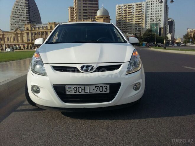 Hyundai i20 2011, 105,440 km - 1.4 l - Bakı
