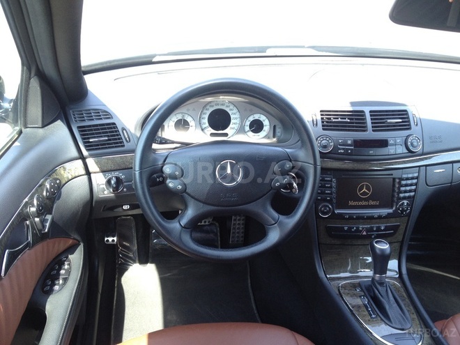 Mercedes E 230 2008, 45,000 km - 2.5 л - Bakı